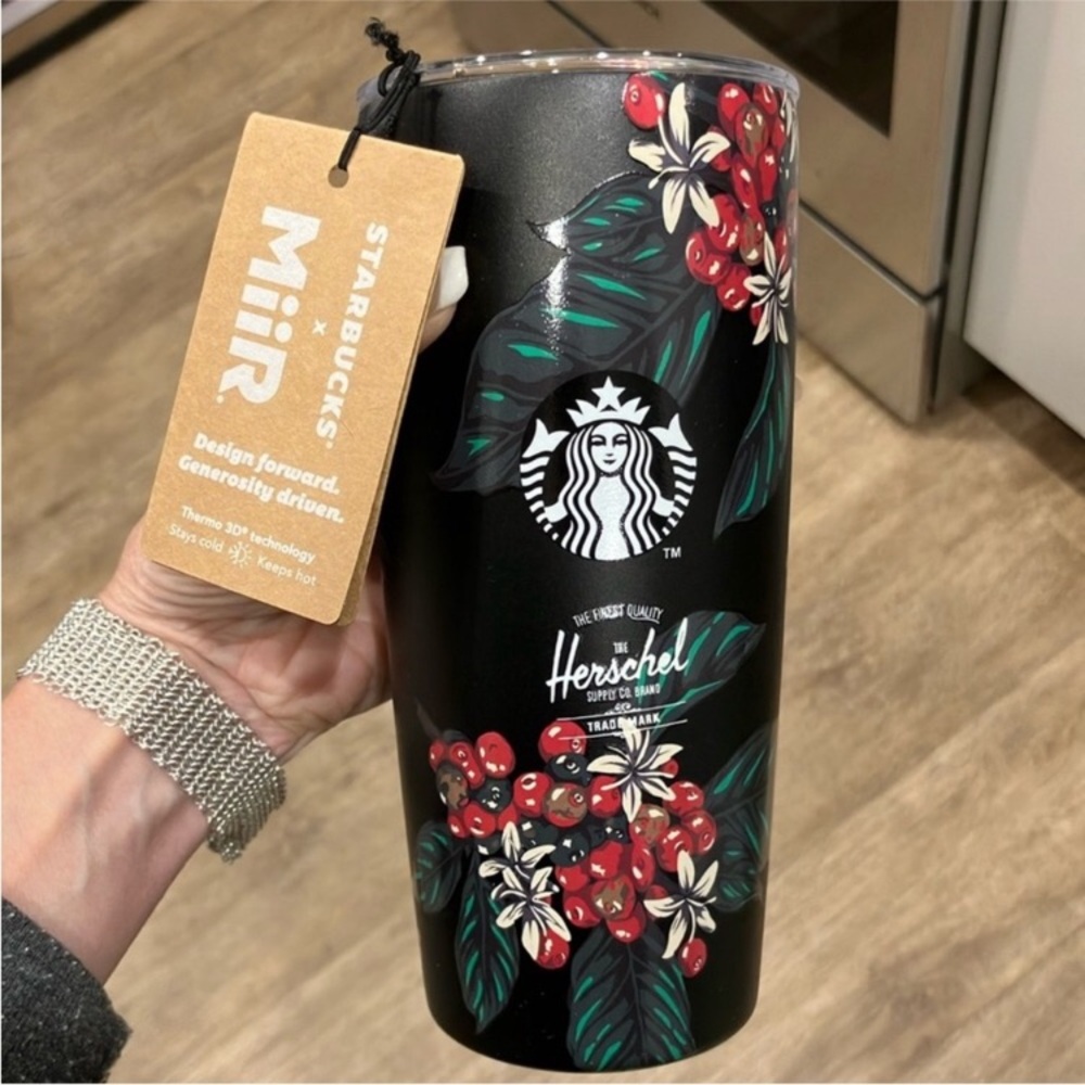 NWT Starbucks x MiiR Herschel supply co holiday coffee berry tumbler